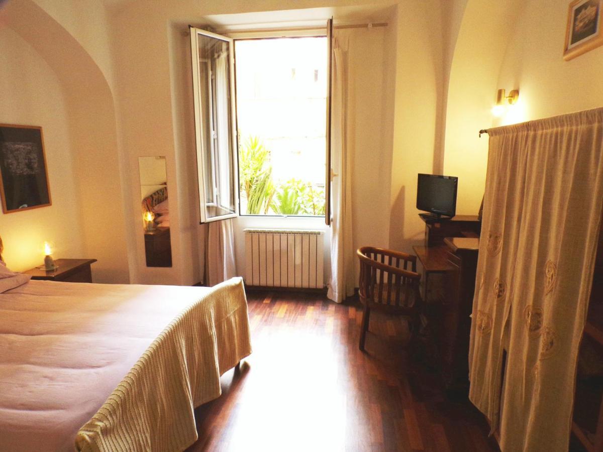 Lovely Apartment In Testaccio, ローマ エクステリア 写真